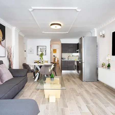 Centro * Эль-Медано